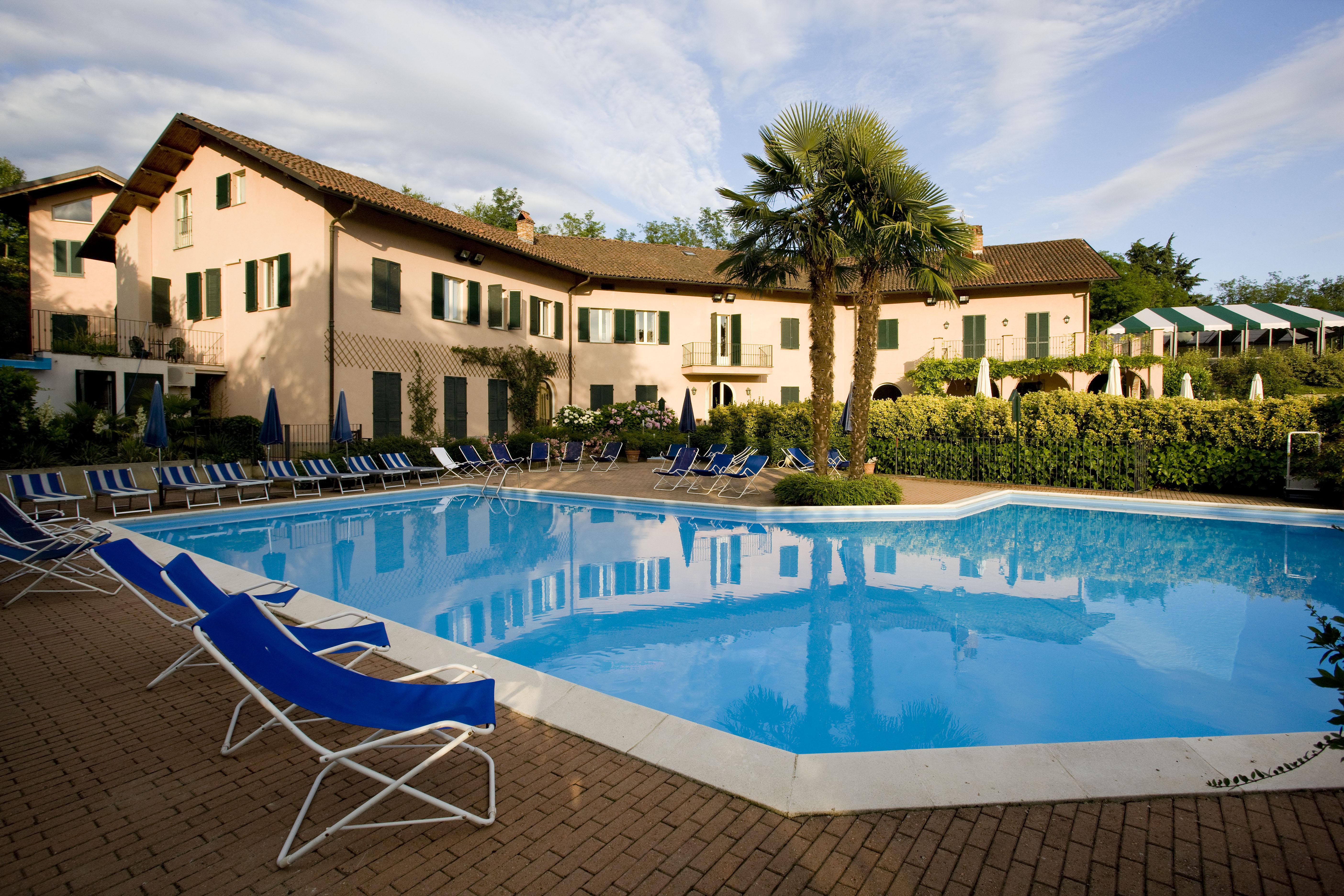 Hostellerie Du Golf Pecetto Dış mekan fotoğraf