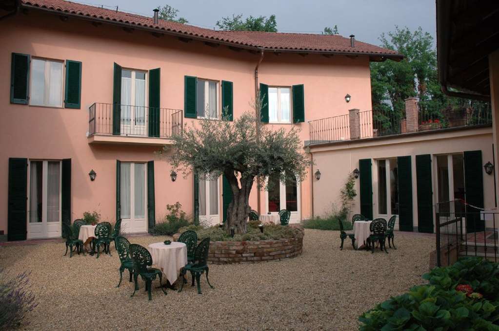 Hostellerie Du Golf Pecetto Dış mekan fotoğraf