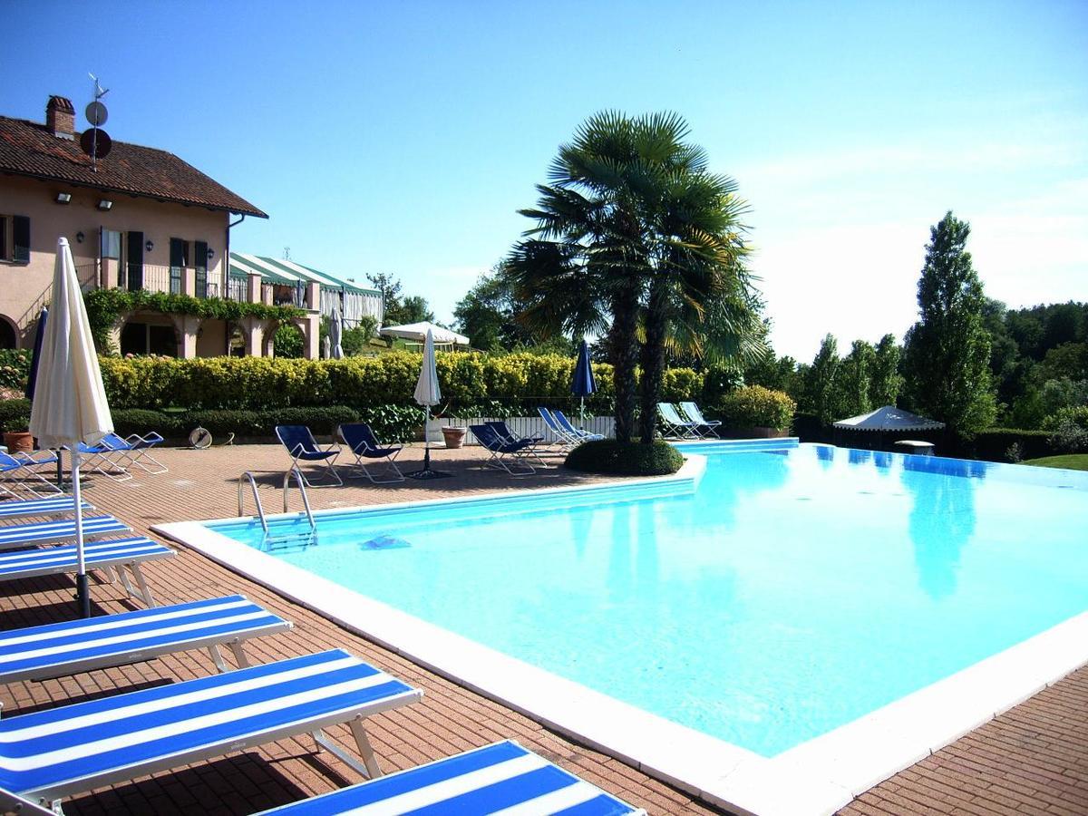 Hostellerie Du Golf Pecetto Dış mekan fotoğraf