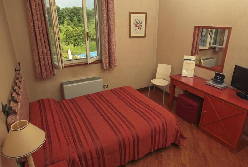 Hostellerie Du Golf Pecetto Dış mekan fotoğraf